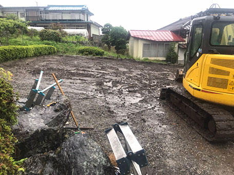 諏訪市鉄骨一軒家の解体前