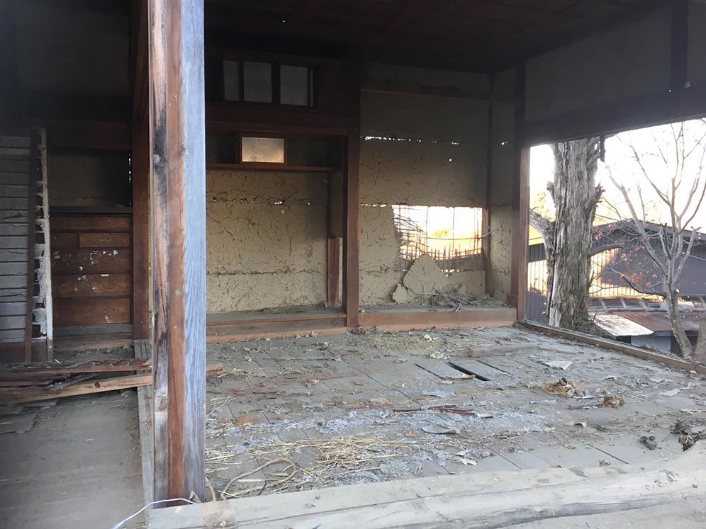 茅野市木造一軒家解体中1