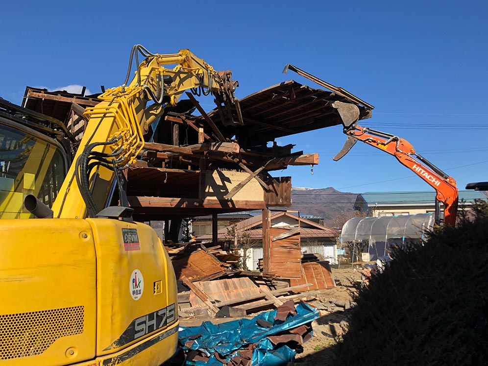 茅野市木造一軒家解体中2